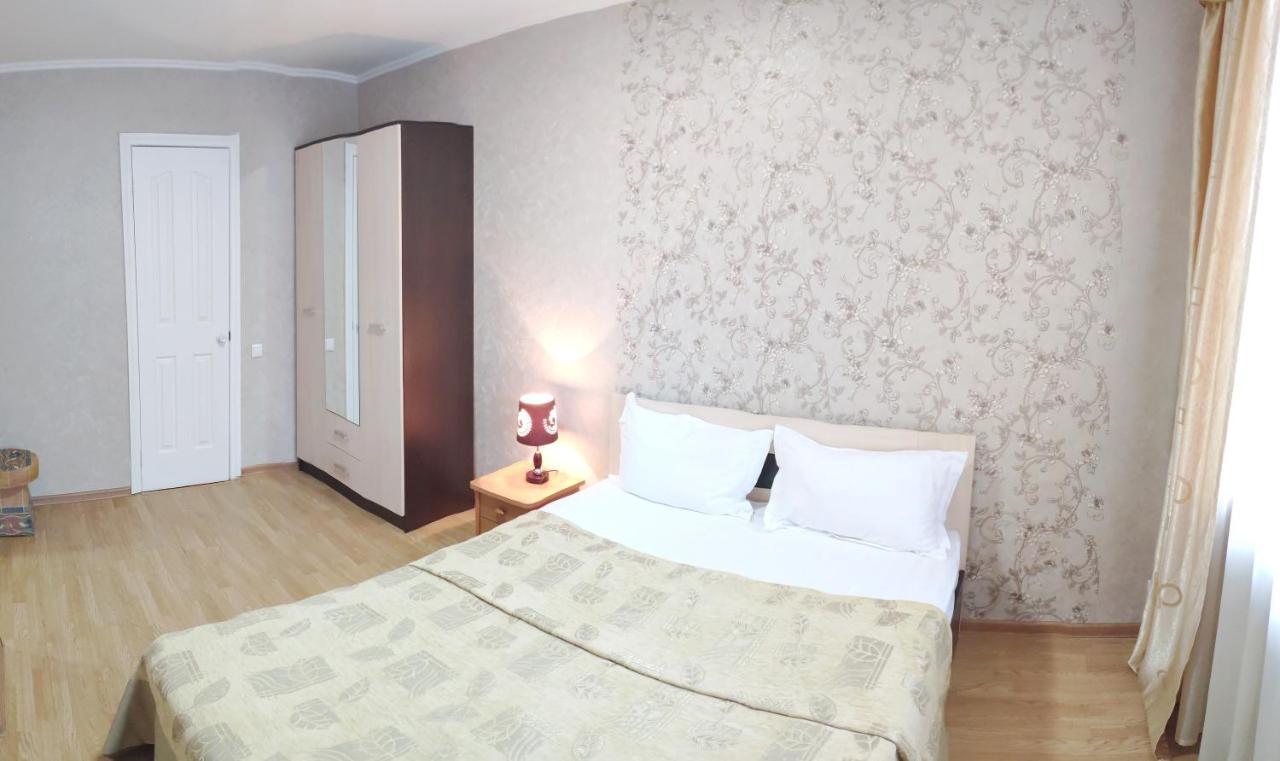 Ustʼ-Kamenogorsk City Hotel מראה חיצוני תמונה